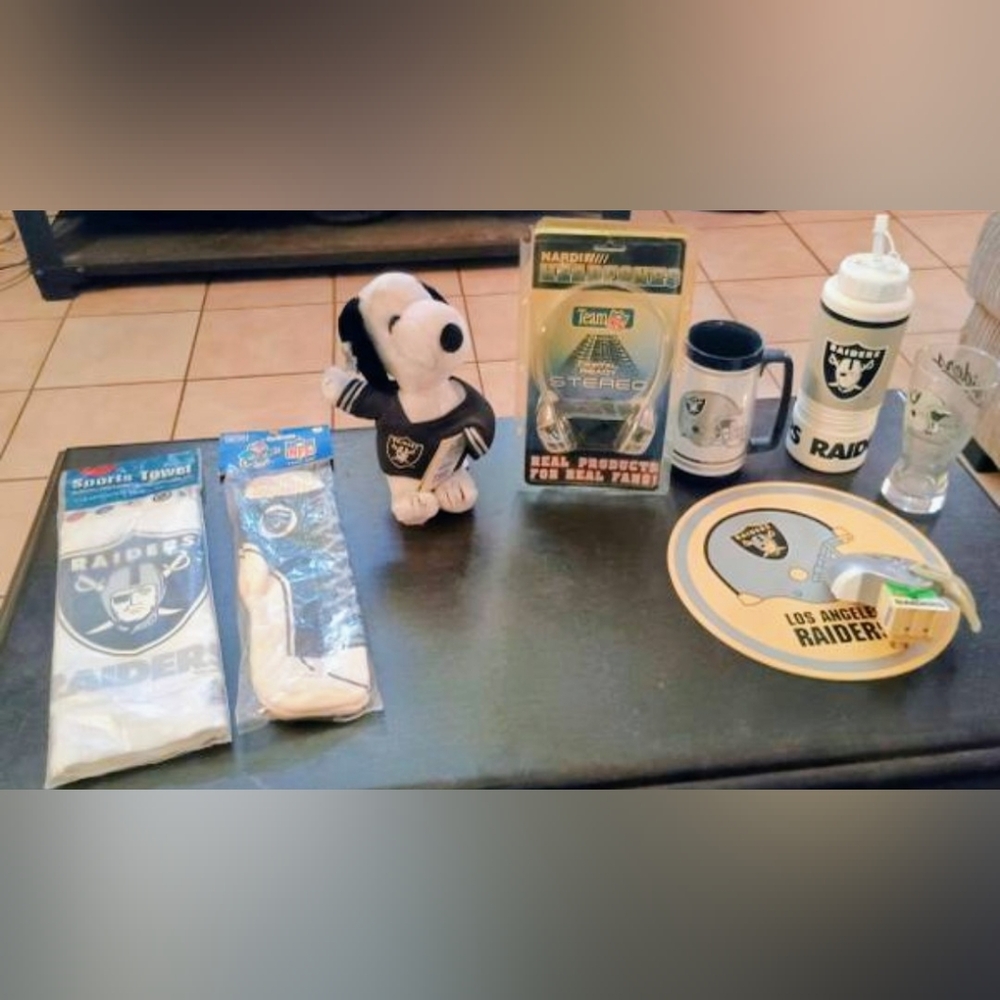 Vintage Los Angeles Raiders Memorabilia Set